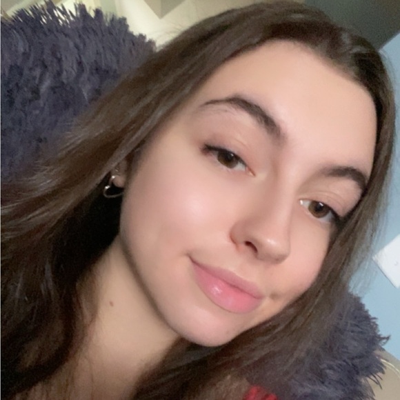 Meet your Posher, Sofia - Picture 1 of 1